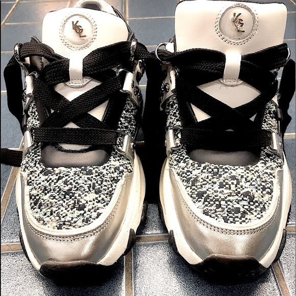 KURT GEIGER LONDON- New Unique Size 6 1/2 Classy Coveted & Popular Gold Monogram - Picture 1 of 16